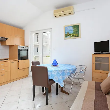 Apartament With Parking Space - 19039 *
