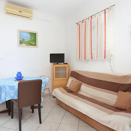 Appartement With Parking Space - 19039 Split