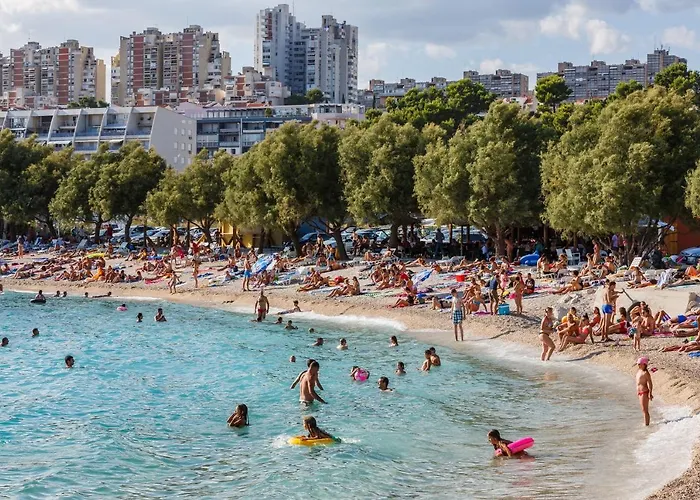 With Parking Space - 19039 Lägenhet Split