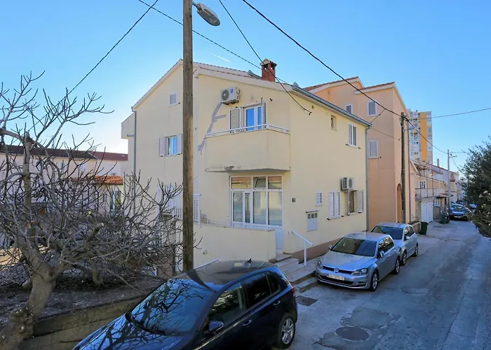 公寓 With Parking Space - 19039